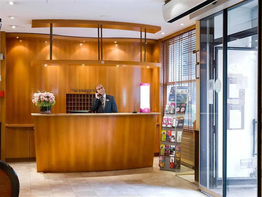 Mercure Paris Montparnasse Raspail
