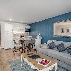 Du Louvre St Honore Apartament