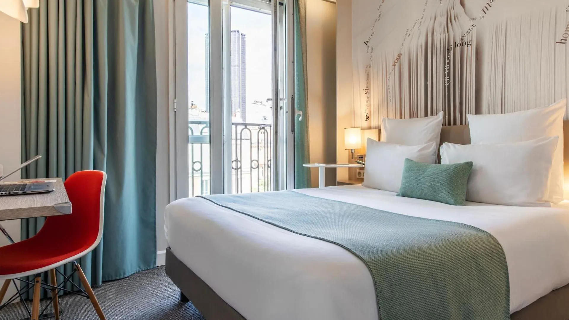 Mercure Paris Montparnasse Raspail Hotel